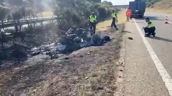 西班牙当地政府：正以“可能的超速撞车”调查若塔兄弟车祸事件