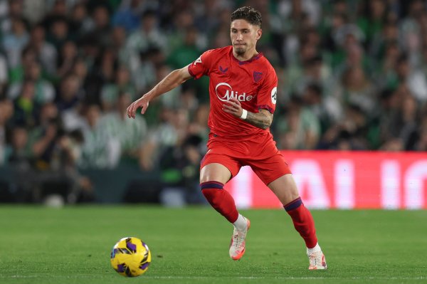 塞维利亚上赛季1分优势保级成功，现大胜巴萨后排第6