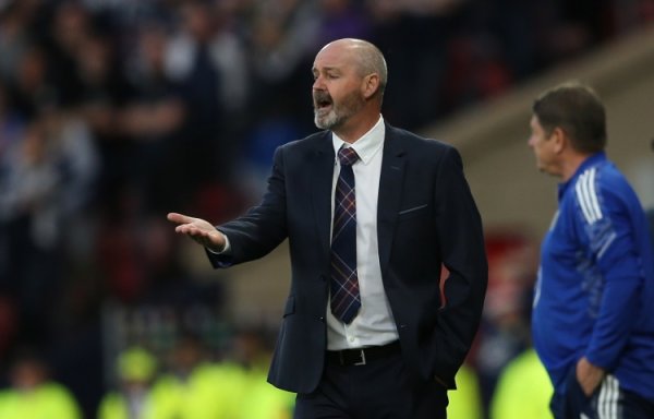 苏格兰主帅谈险胜白俄罗斯：我们的表现不合格，我感到非常失望