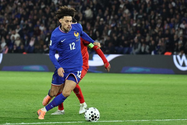 阿克利乌舍：没能拿下3分有些失望，对自己后备  登场的表现满意