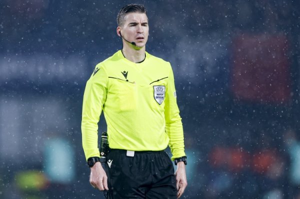 利物浦vs法兰克福裁判    安排：勒泰西耶领衔法国裁判    组