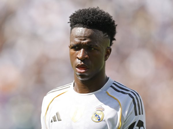 TA：阿隆索将姆巴佩视为皇马头号攻击手，维尼修斯需角逐  上岗